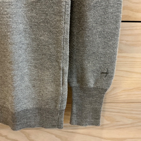 Relwen - Rare V Neck Sweater! - Picture 4 of 5